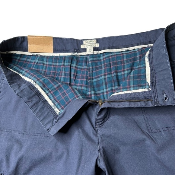 NWT L.L. Bean Stretch Canvas Cargo Flannel Lined Pants Navy Women's 20MT - Picture 6 of 16